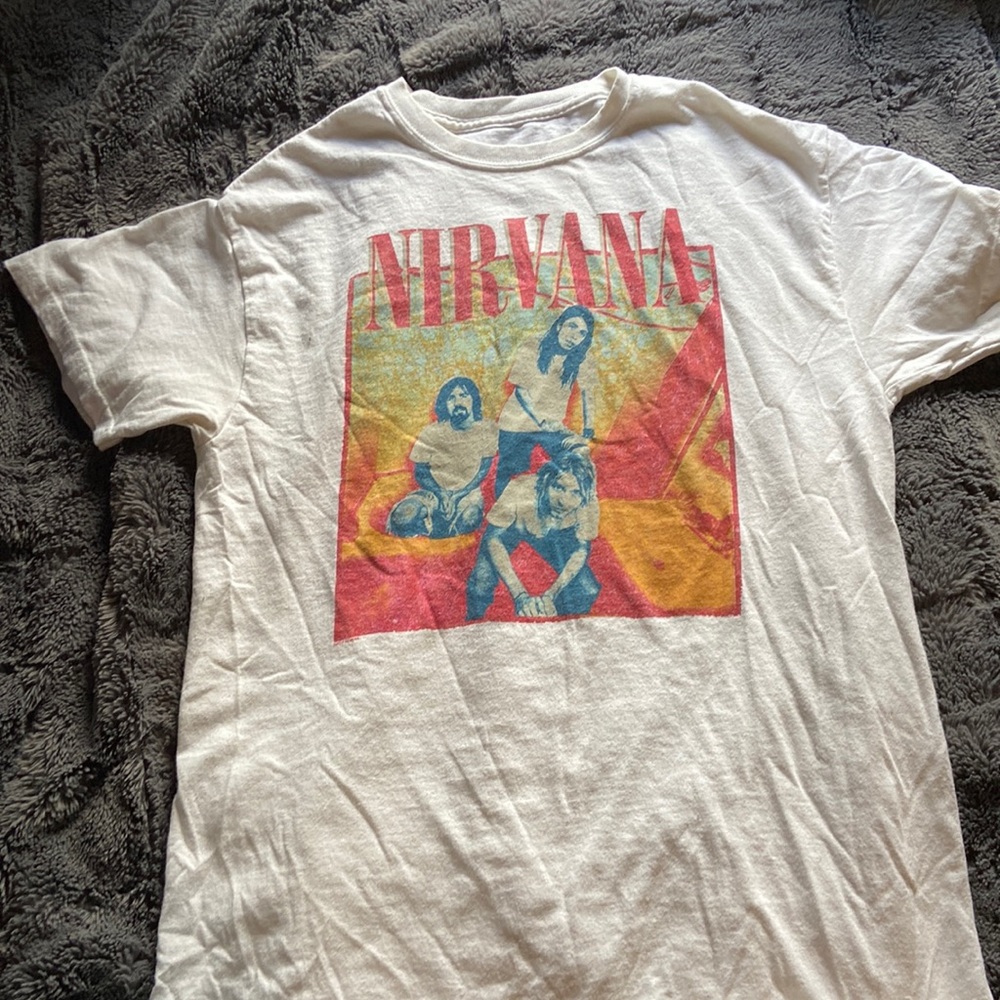 White nirvana band t-shirt